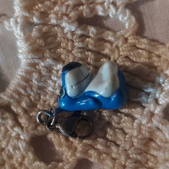 Charm u puppy Charm - Picture 2 of 3